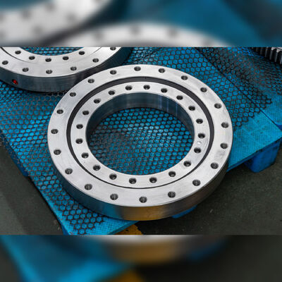 kopen XSU140844 Slewing Bearing 774x914x56mm voor AGV Robot Cross Roller Bearing Crane Parts online vervaardiging
